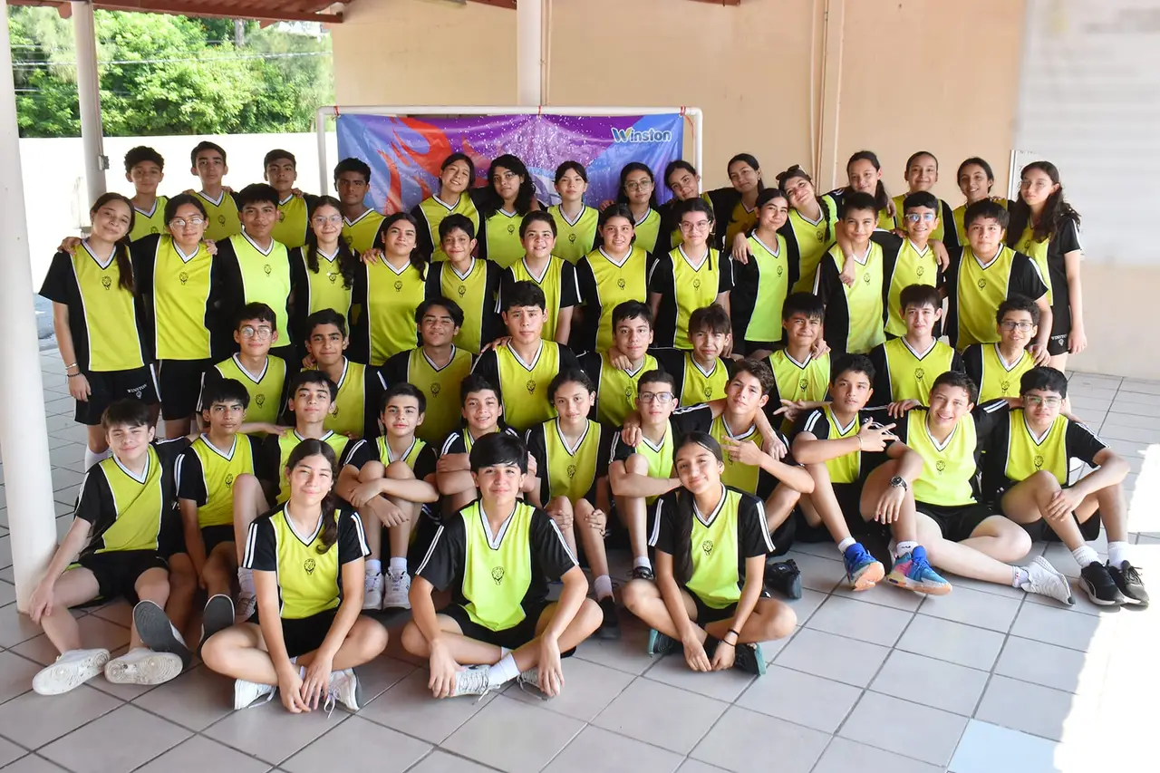 Equipo de alumnos en Winston Olympics